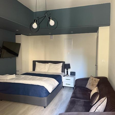 N&M Apartment Chios Town Exterior photo